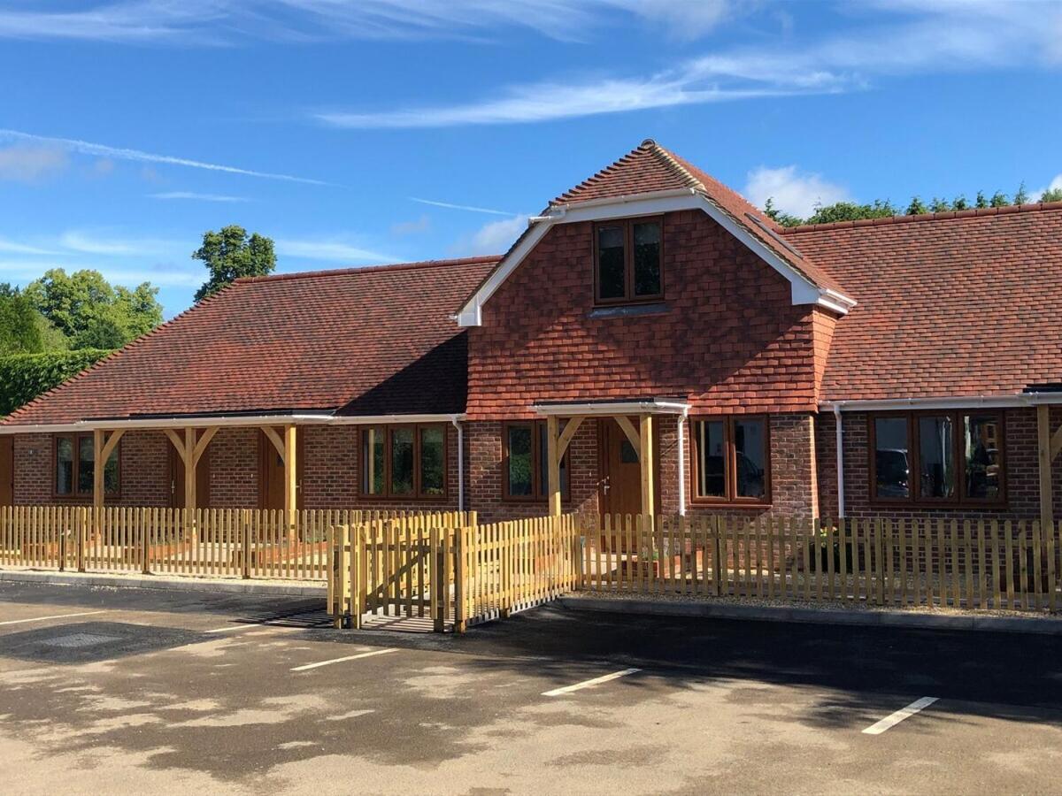 Hamilton Arms Suites Midhurst Oda fotoğraf