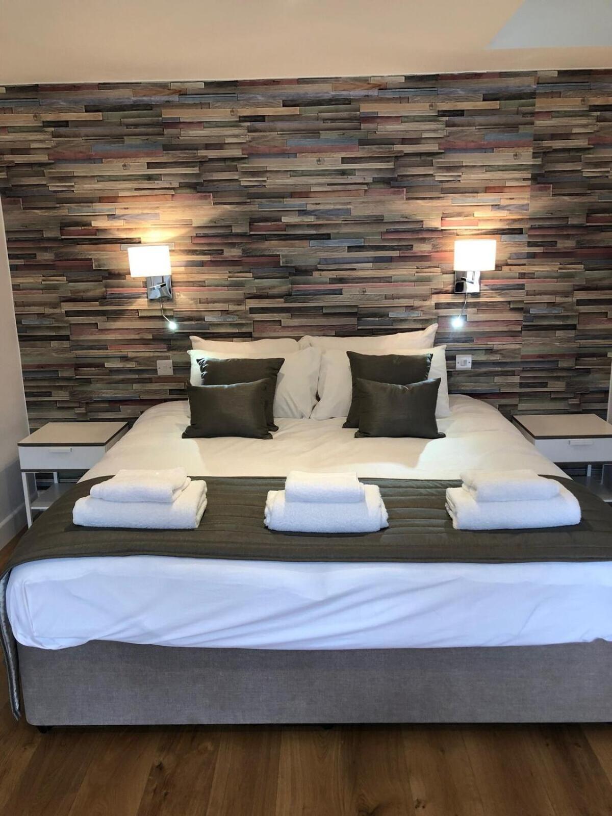 Hamilton Arms Suites Midhurst Oda fotoğraf